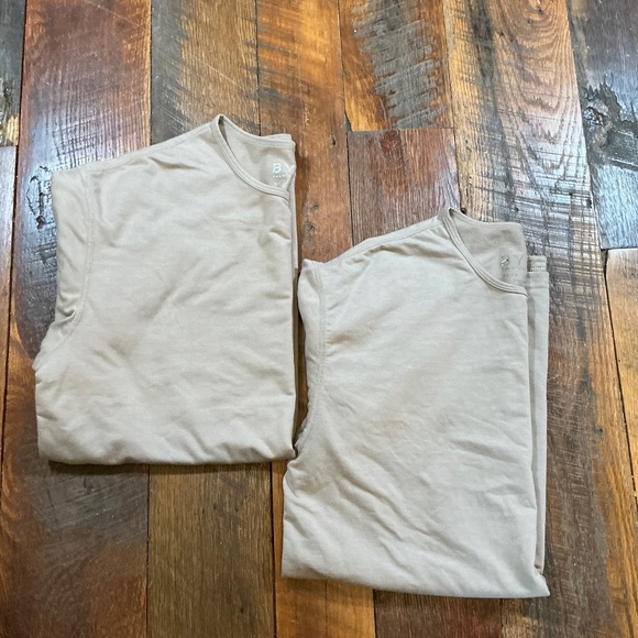 BYLT Premium Basics Men’s Drop-Cut Crew Neck Shirt Tan Beige Size L set of 2! - Picture 1 of 14